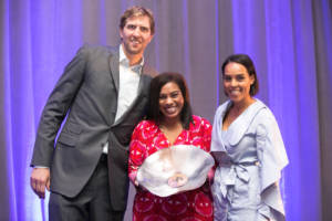 Nowitzkis w_Allicia award